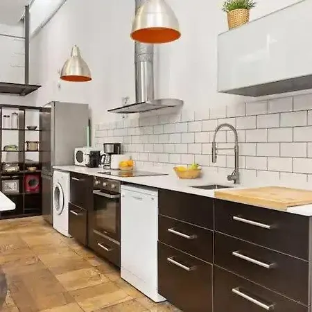 Apartmán Huge Duplex With Private Garden Next To Ramblas