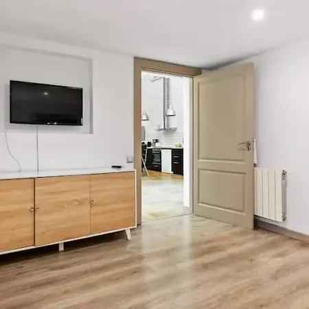Appartement Huge Duplex With Private Garden Next To Ramblas *