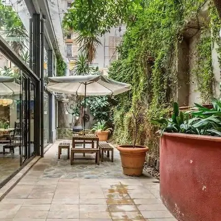Huge Duplex With Private Garden Next To Ramblas