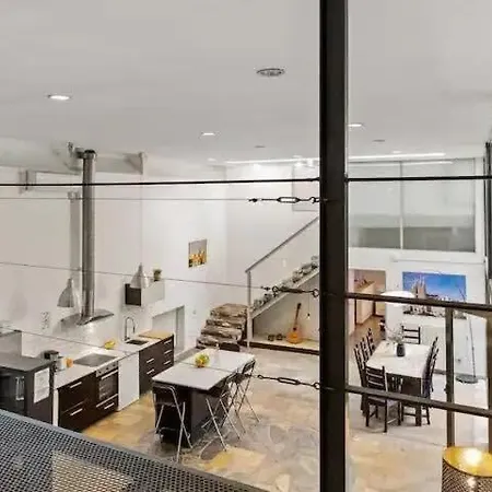 Huge Duplex With Private Garden Next To Ramblas Apartament Barcelona